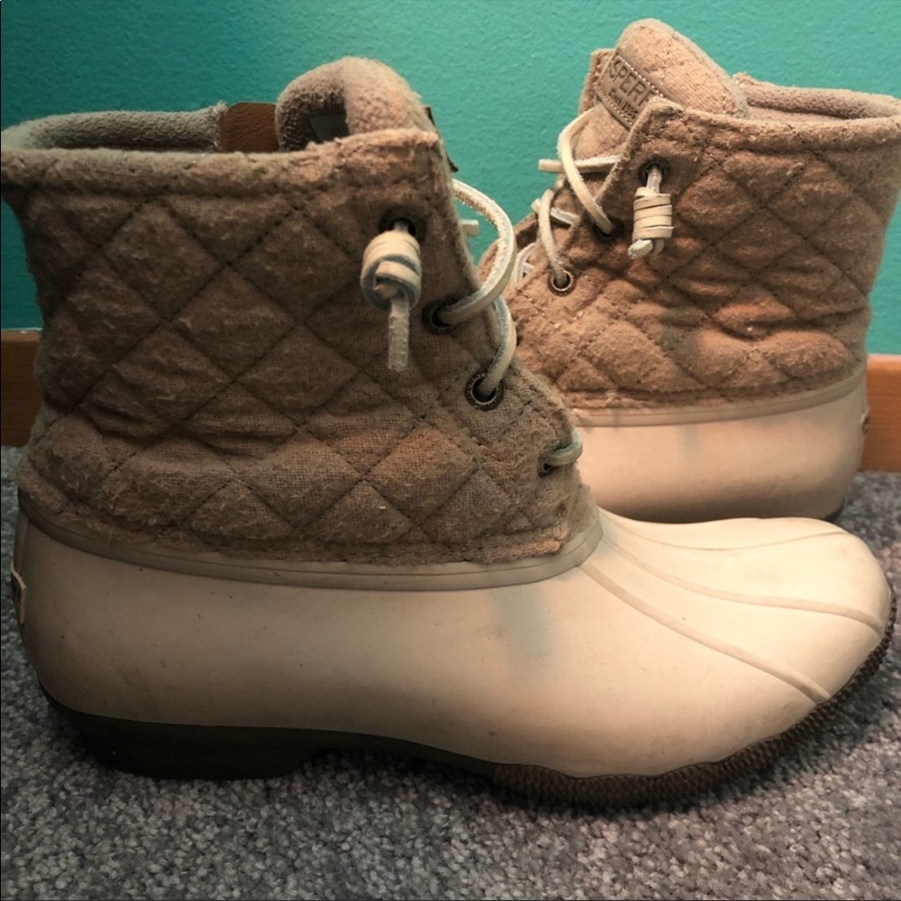 Sperry waterproof duck boots 7.5